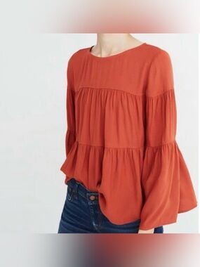Madewell Tiered Button-Back Swing
Blouse Rust Orange Bell Sleeve Women’s Size L